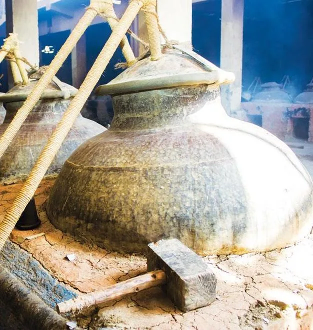 Copper deg still used in traditional distillation